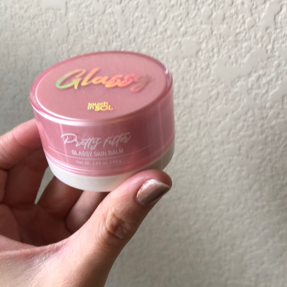 Glassy skin balm